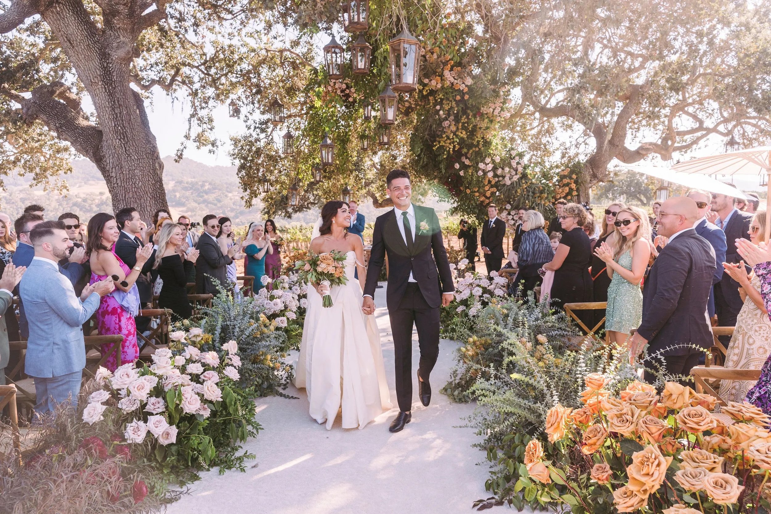 Sarah Hyland And Wells Adams s California Vineyard Wedding WEDVIBES MEDIA Sarah Hyland And Wells Adams s California Vineyard Wedding WEDVIBES MEDIA