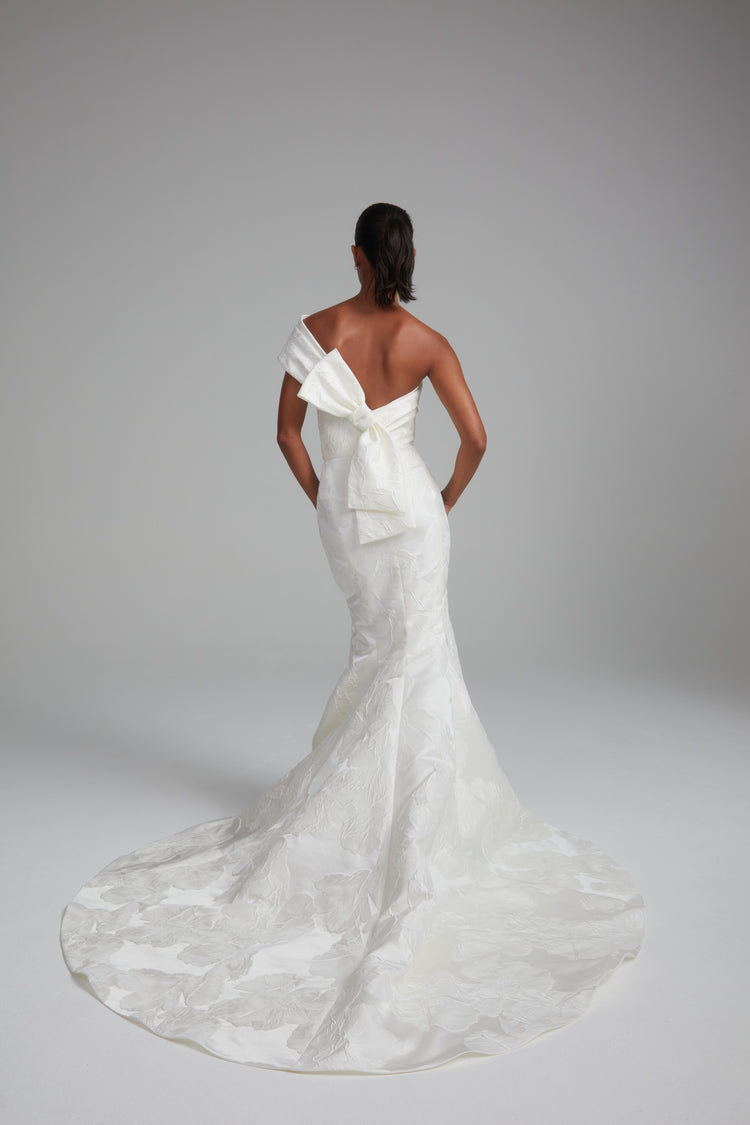 Amsale_Bridal_NICO_A844_Jacquard_One-shoulder_Bow_Asymmetrical_FloralEmbellished_Fit-to-FlareGown_Back