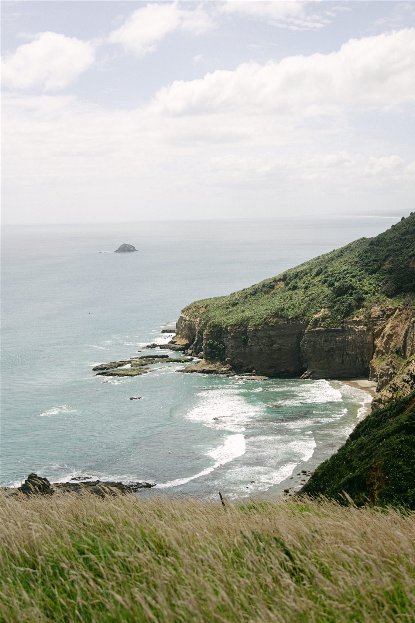 Pia Bacino New Zealand Coastal Sea Cliff Wedding