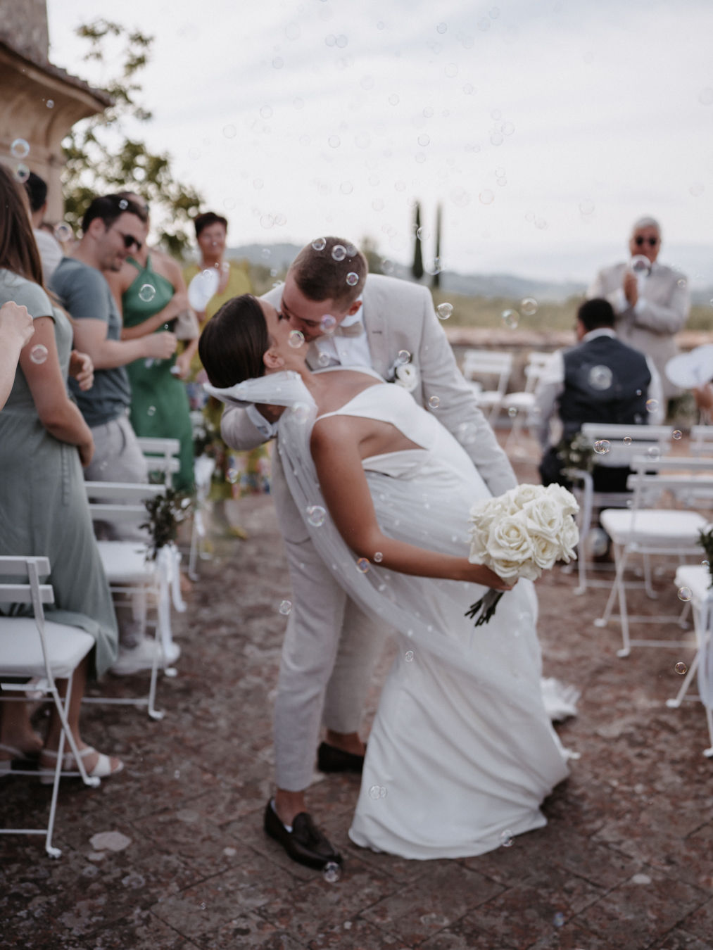 Villa Wedding in Tuscany by Nagi Graphy