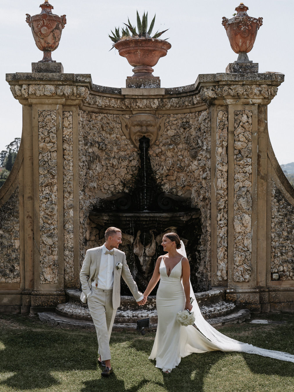 Villa Wedding in Tuscany by Nagi Graphy