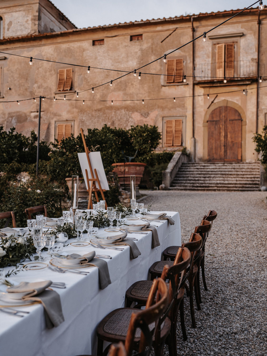 Villa Wedding in Tuscany by Nagi Graphy