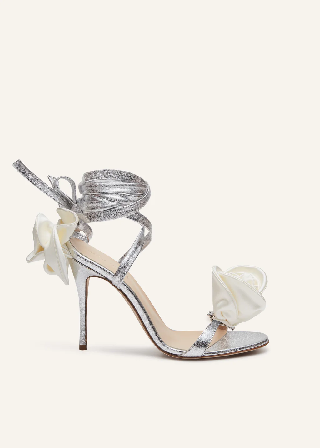 SS24_FLOWER_SHOES_SILVER_01