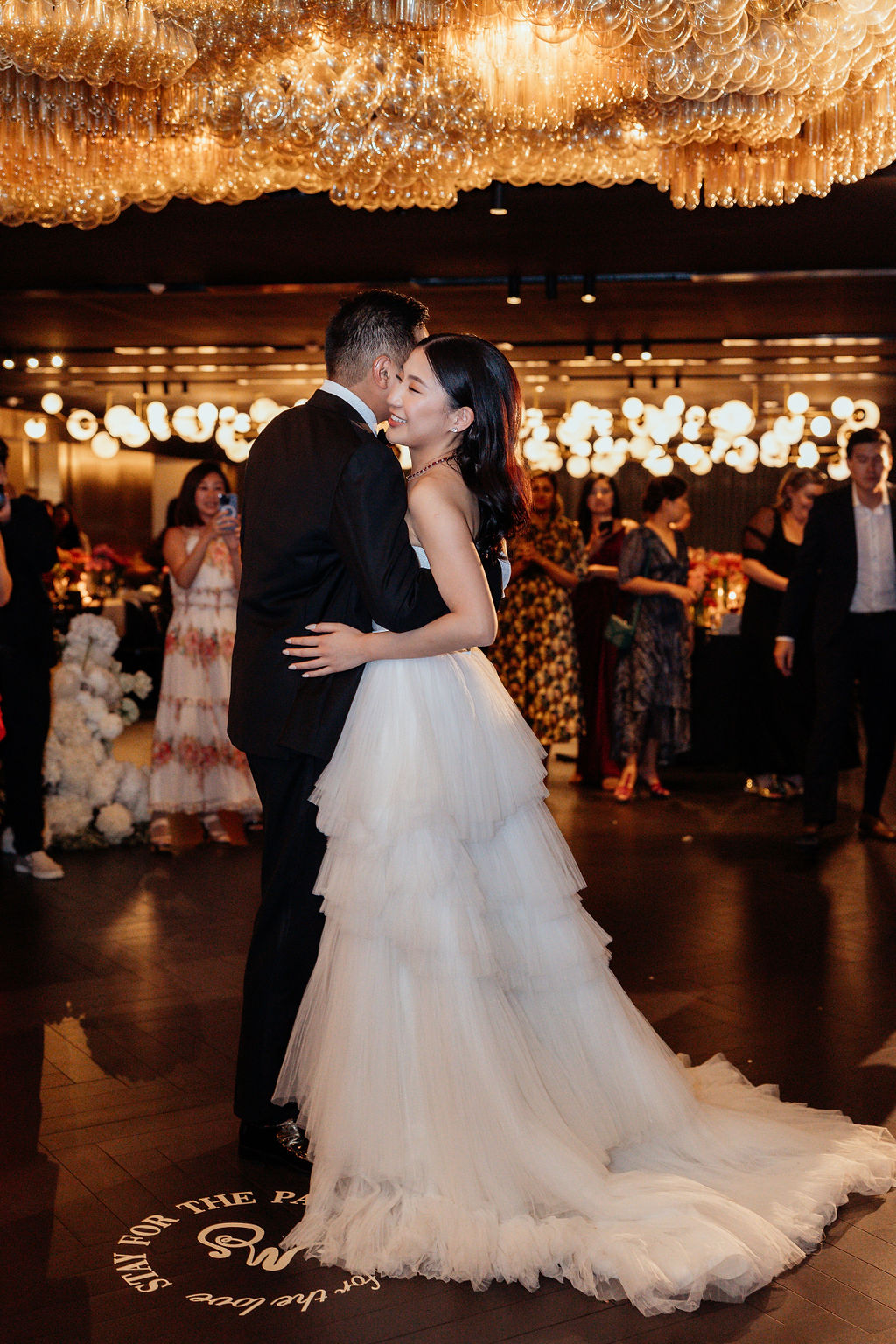 Modern Glam and Understated Chic in a Vibrant Winter Wedding by Bianca Virtue