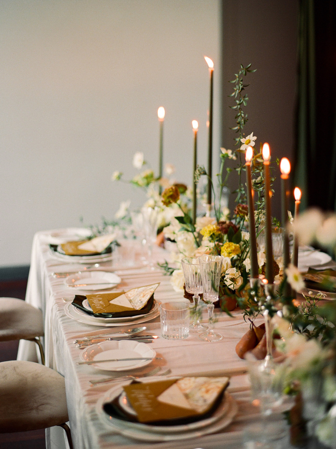 Renaissance_Editorial_Wedding_Photography_StefanieBumaWeddings_34-e1753481043543 (1)