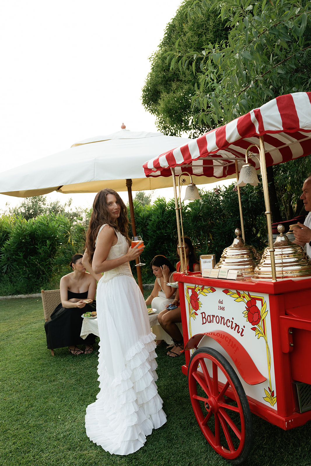 Selena & Max - Feature Gallery
