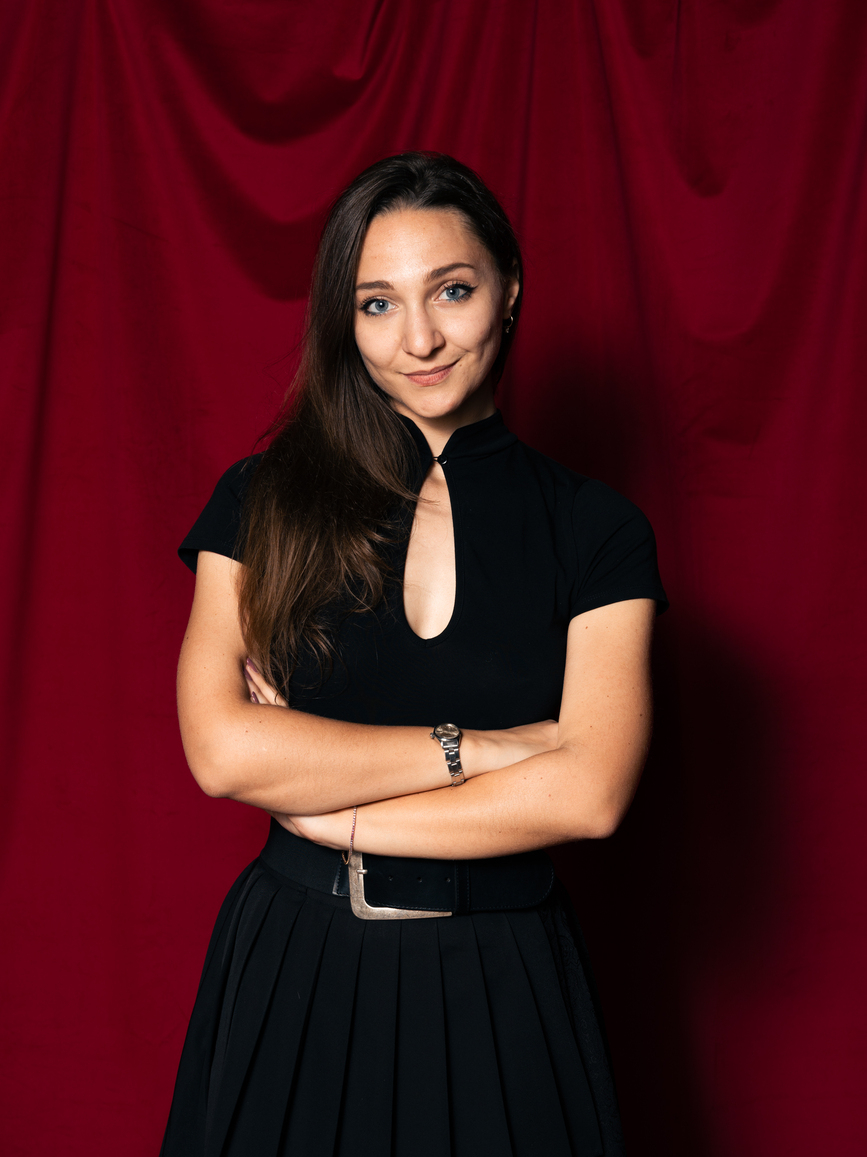 ANNA ASCARI PORTRAIT